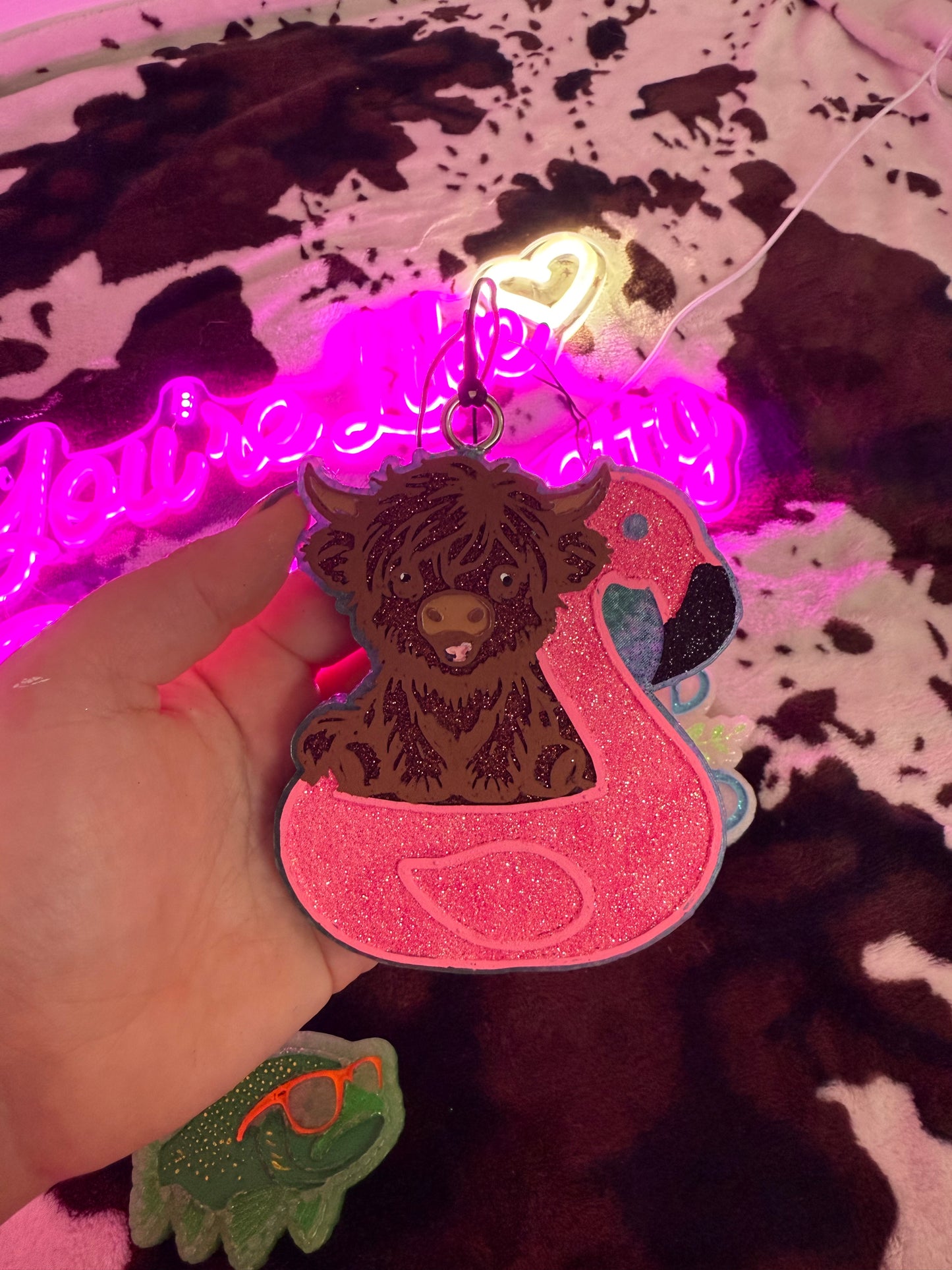 HIGHLAND COW FLOATIE FRESHIE
