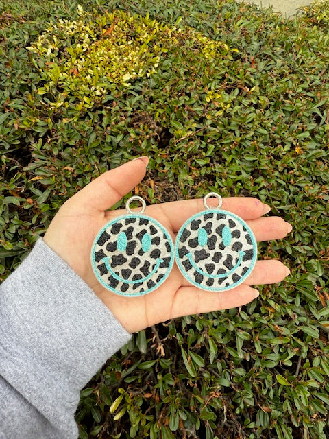COW PRINT SMILEY VENT CLIP FRESHIE